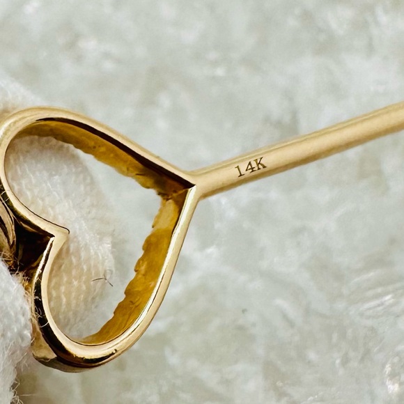 NEW! 14k Rose Gold Diamond Key Pendant - Picture 12 of 13